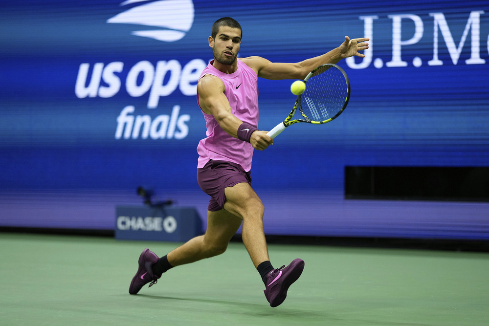 同时保持自 同时保持自