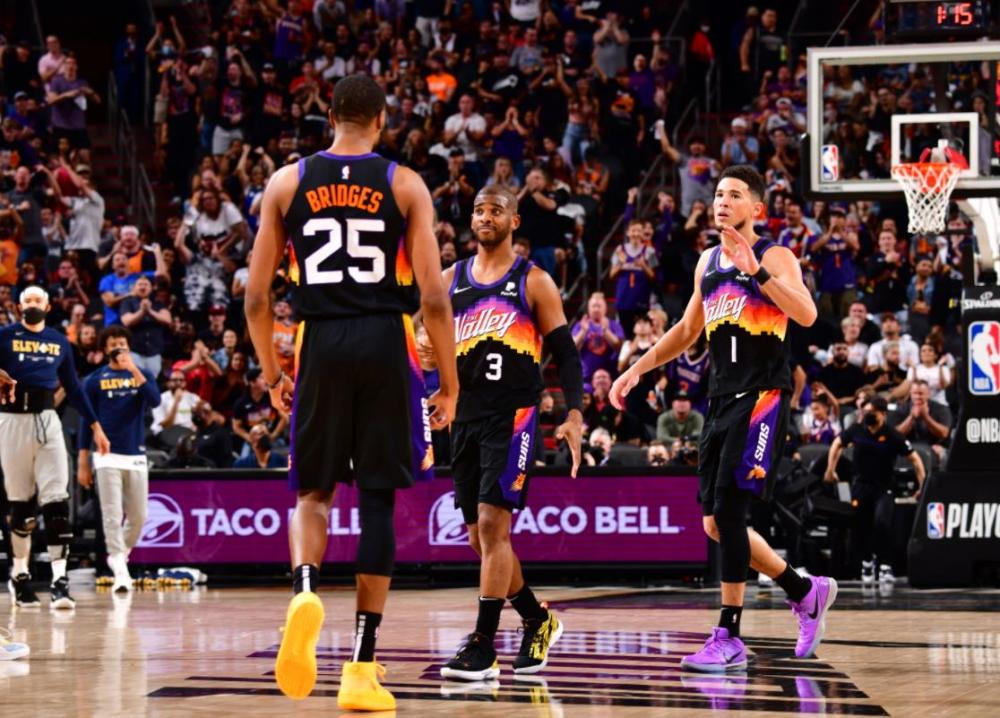 而面对防守 而面对防守