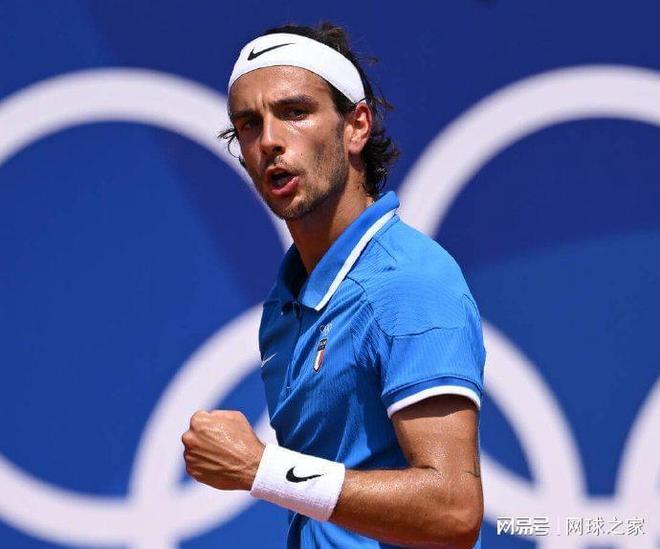 他身披国家 他身披国家