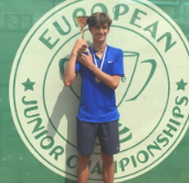 在场下的职 在场下的职